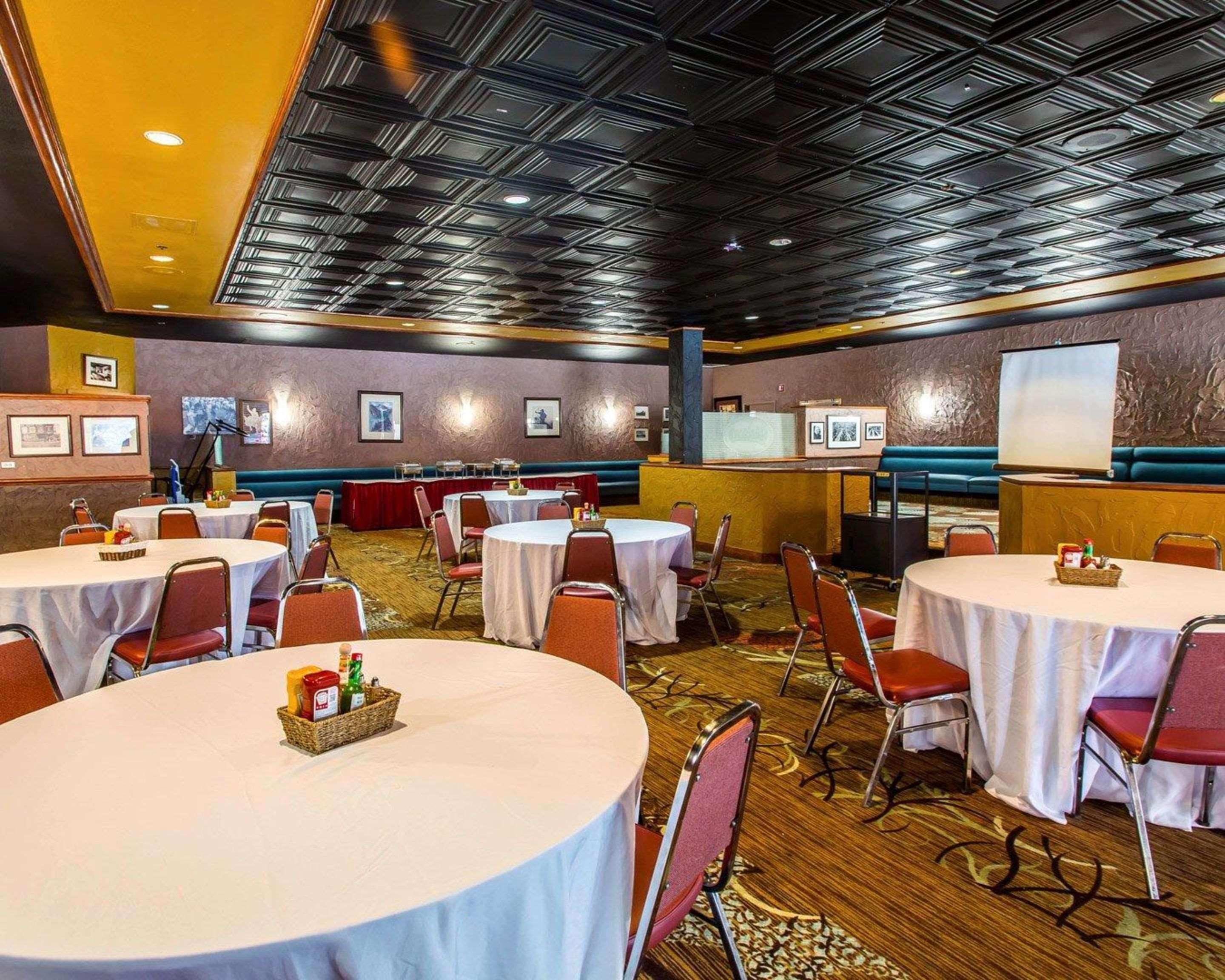 Quality Inn And Conference Center Greeley Downtown Exterior foto